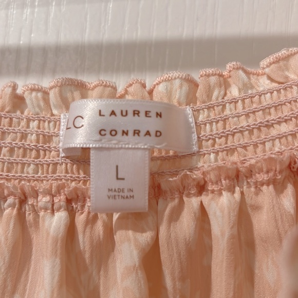 Lauren Conrad light pink floral peasant blouse. Size L. - Picture 3 of 3